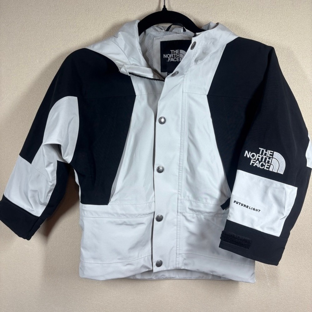 The North Face Futurelight Jacket White Black Colorblock Hooded Shell Youth XXS